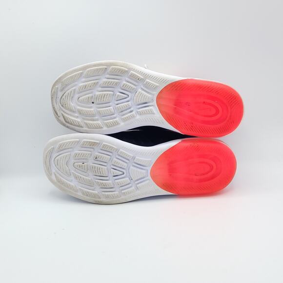 Nike Air Max Axis CI5777-100 White Pink Running women's size 7.5 - Picture 5 of 9